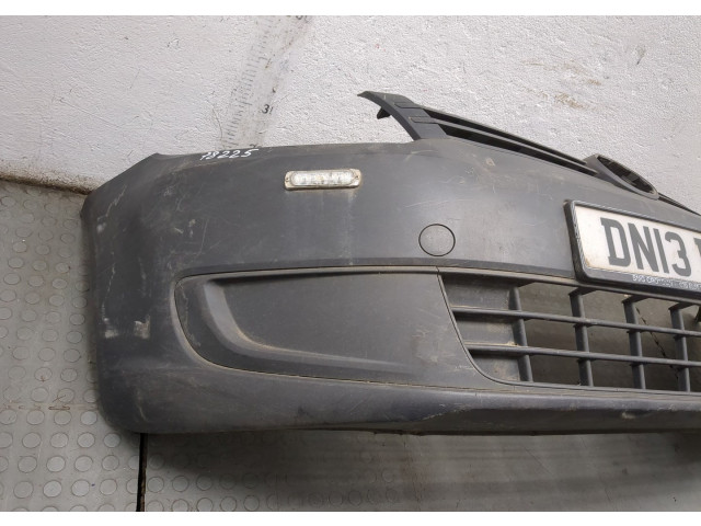 Бампер Volkswagen Caddy 2004-2015 передний