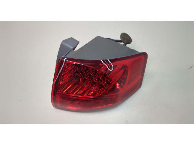 Задний фонарь          