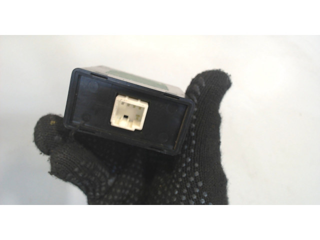 Блок комфорта  SsangYong Rexton 2001-2007      8737008500   