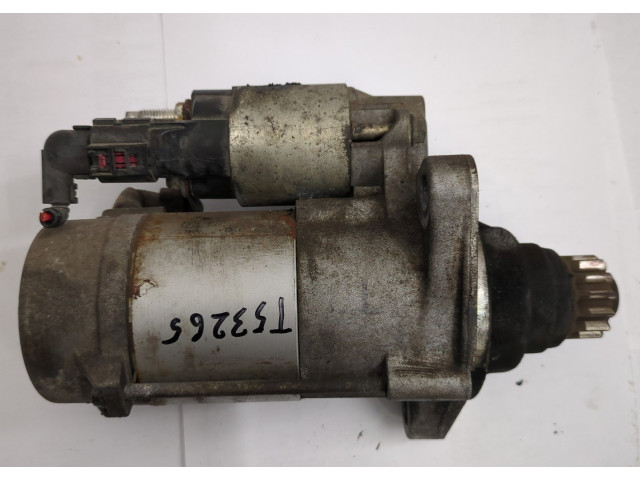 Стартер  Volkswagen Passat 8 2015-      