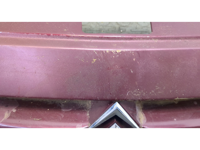 Решетка радиатора  Citroen Xantia 1993-1998          