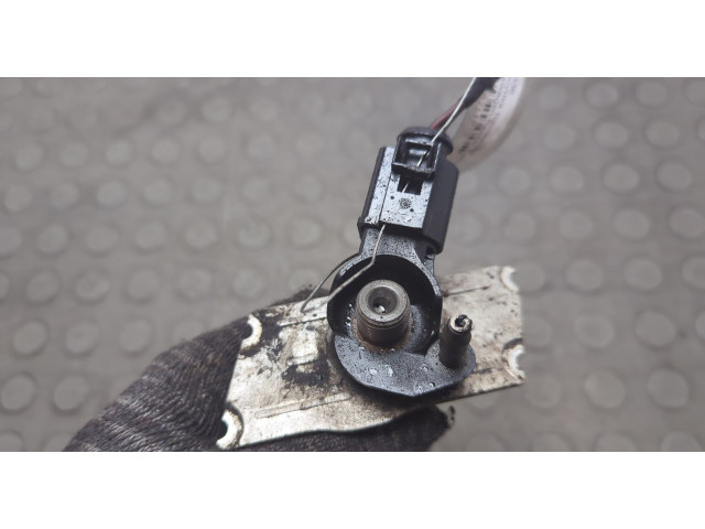 Форсунка топливная  Volkswagen Passat 6 2005-2010    03L130277, 03L130855     