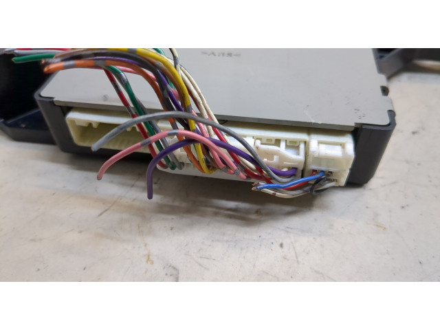 Блок комфорта  Toyota Camry V40 2006-2011      8865006121  