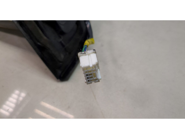 Зеркало боковое Nissan X-Trail (T30) 2001-2007 левое