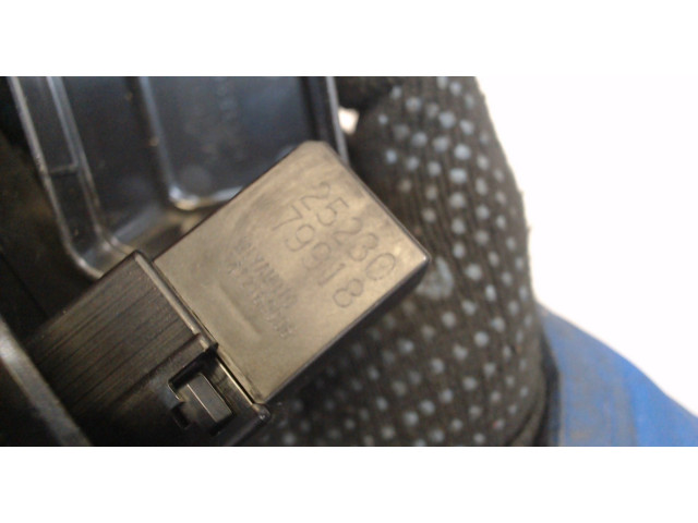 Блок реле Infiniti Q50 2013-2017 2523079918 3.7