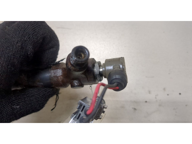 Форсунка топливная Lexus IS 2005-2013 2367029055