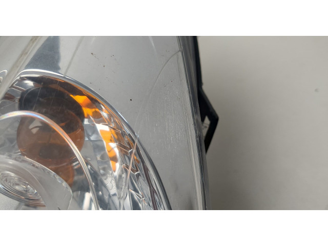 Фара передняя  Peugeot 207 левая 