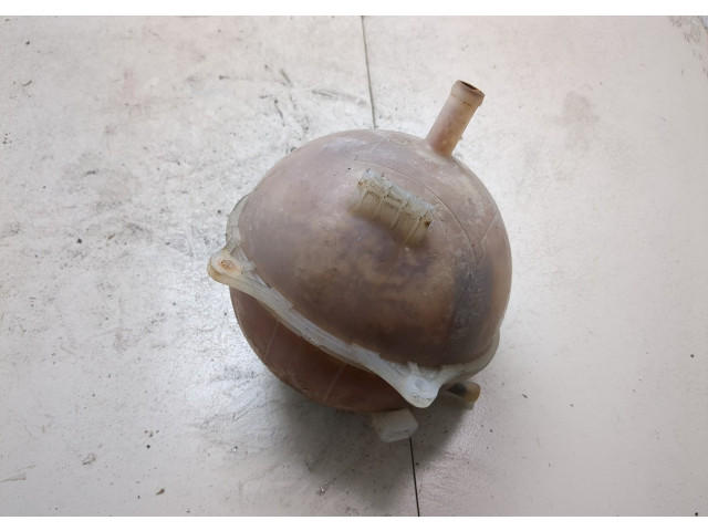 Бачок расширительный  Volkswagen Transporter 4 1991-2003 701121407B   