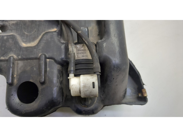 Бачок омывателя  Infiniti QX56 2004-2010 289107S000   