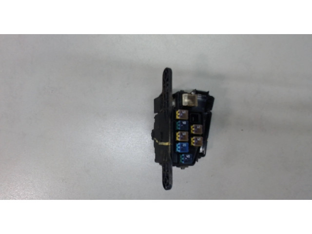 Блок предохранителей Ford Ranger 2006-2012 1454421 2.5