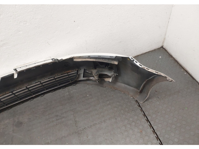 Бампер  Volkswagen Golf 6 2009-2012 передний   5K0807079