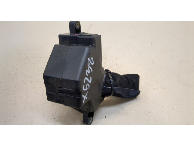 Блок предохранителей Skoda Octavia (A5) 2004-2013