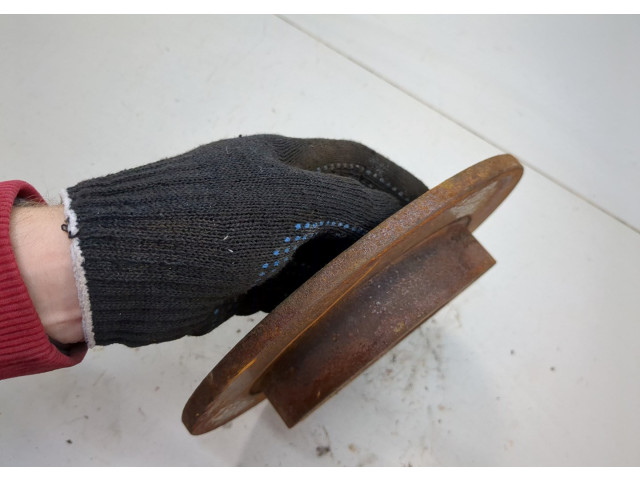 Диск тормозной  Mitsubishi Space Star 1998-2006   задний         