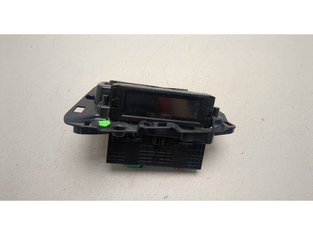 Дисплей бортового компьютера  Volvo XC60 2008-2017        