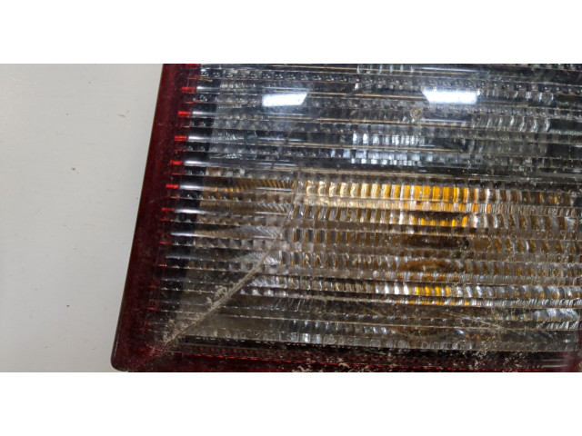 Задний фонарь