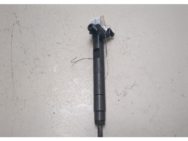 Форсунка топливная  Mercedes C W204 2006-2015    A6510700487     