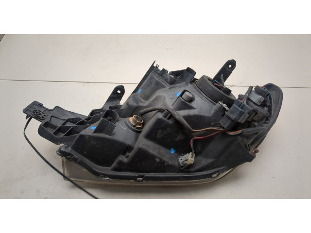 Фара передняя Mitsubishi Outlander 2003-2009 правая