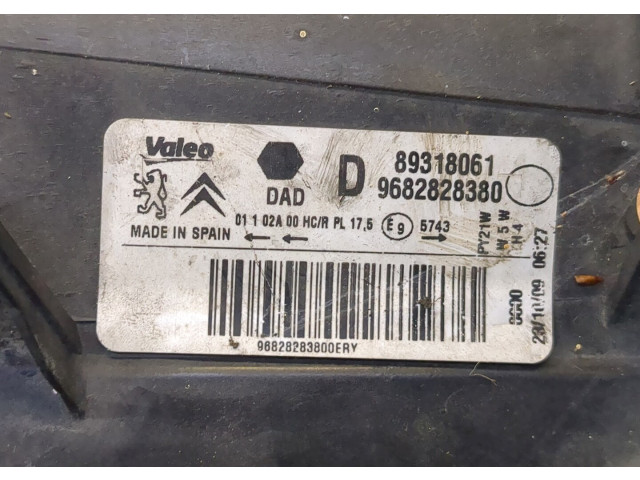 Фара передняя  Citroen Berlingo 2008-2012 правая 