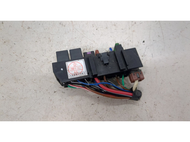 Блок предохранителей Mitsubishi Pajero 2006-2014