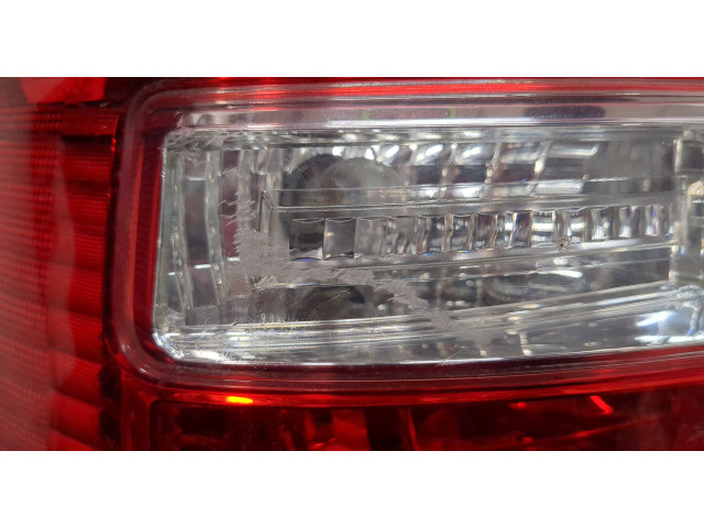 Задний фонарь