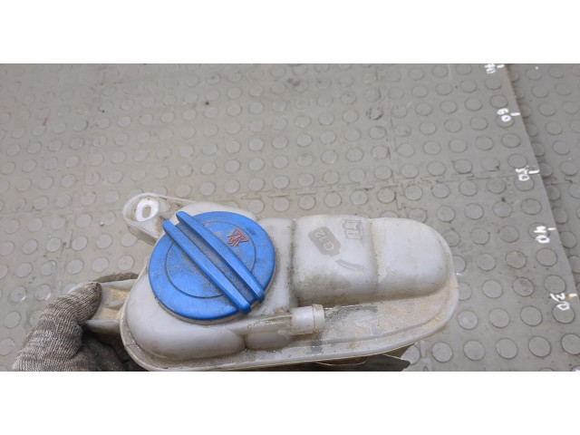 Бачок расширительный Audi SQ5 2013-2017