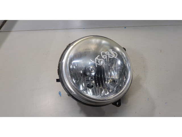 Фара передняя  Jeep Liberty 2002-2006 правая 