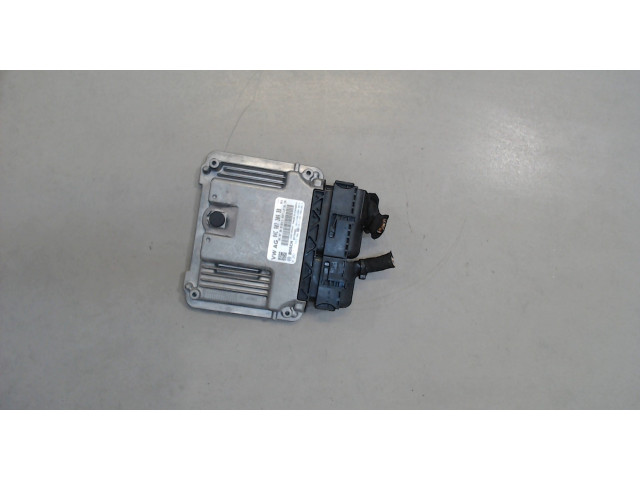 Блок управления двигателем  Skoda Karoq 2017-     