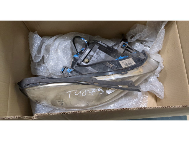 Фара передняя Volvo S60 2010-2013 правая