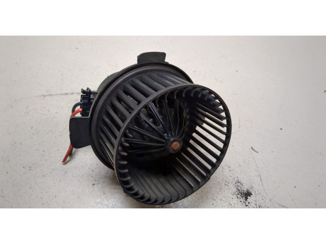 Моторчик печки  Citroen C4 2004-2010        