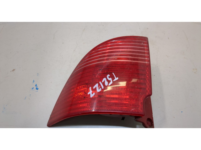 Задний фонарь