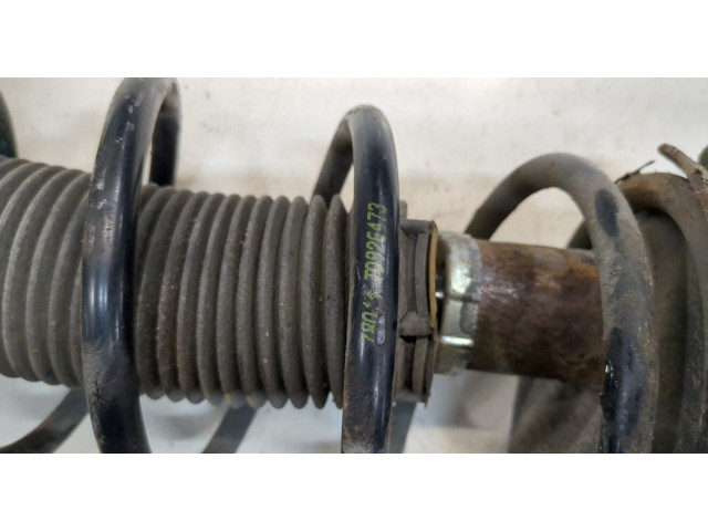 Стойка амортизатора  Ford Focus 2 2005-2008      1.6  бензин