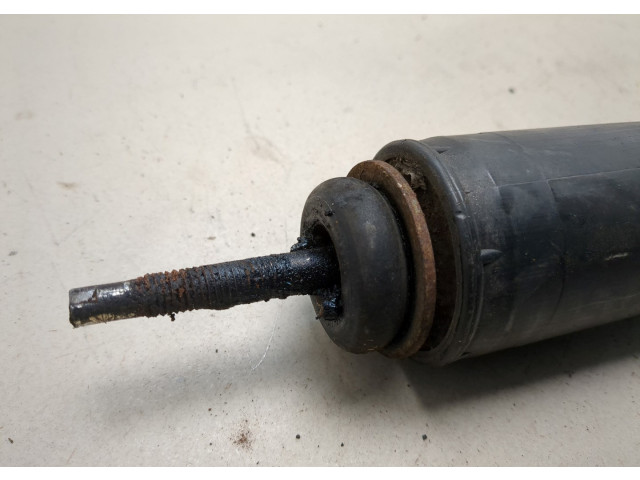 Стойка амортизатора  Cadillac Escalade 2 2001-2006 19300047     