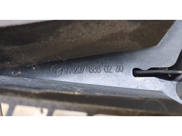 Решетка радиатора  Mercedes C W204 2007-2013           2.1 2078880260
