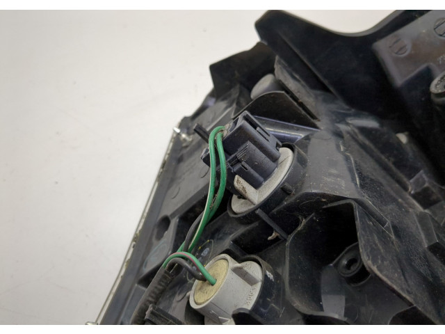 Задний фонарь 8330A380