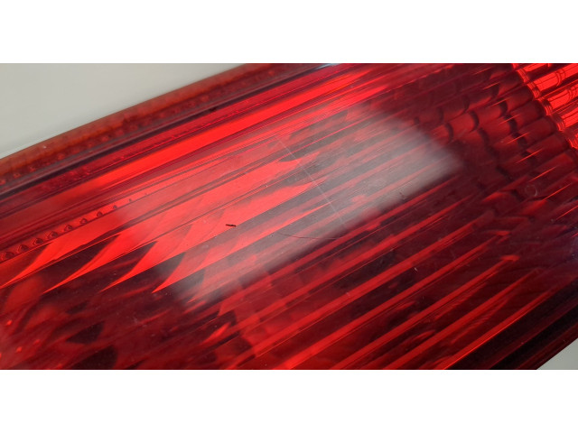 Задний фонарь          