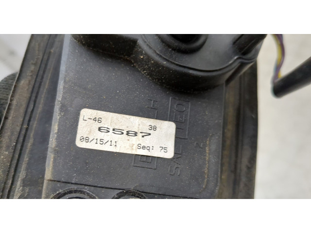 Зеркало боковое Mitsubishi Endeavor 2003-2011 левое MR656587, MN169675