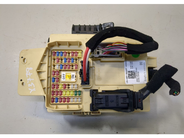 Блок предохранителей  KIA Optima 4 2015-2018      91950d320   4  1.7