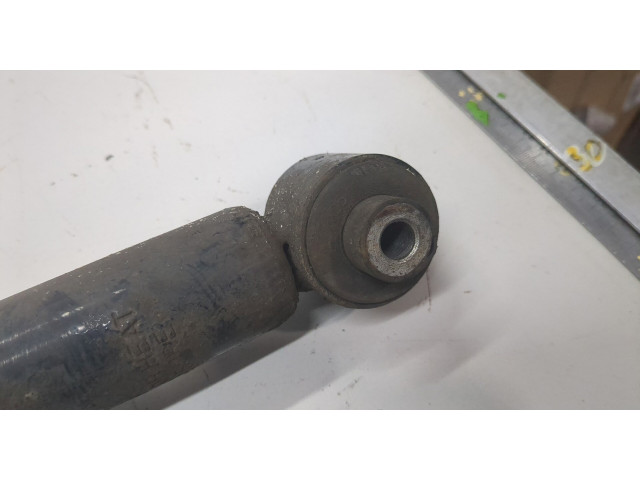 Стойка амортизатора Skoda SuperB 2001-2008 2.5 дизель