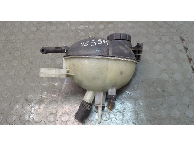 Бачок расширительный  Mercedes C W204 2006-2015    