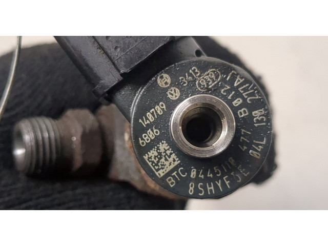 Форсунка топливная Skoda Octavia (A7) 2013-2017 0445110477