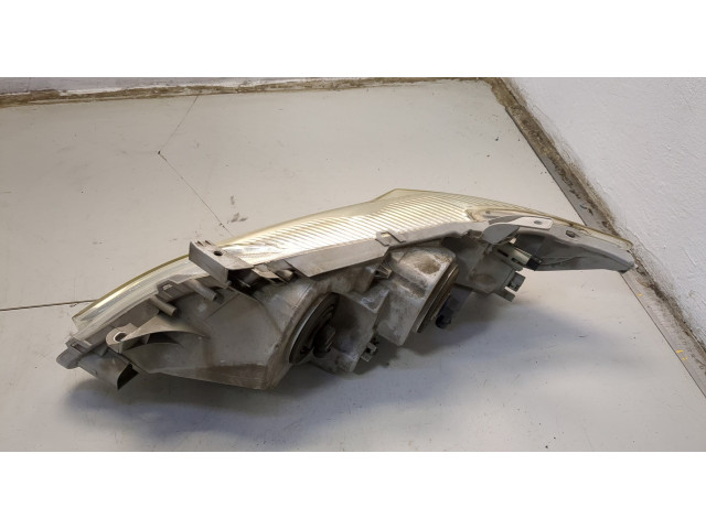 Фара передняя  Toyota Camry V40 2006-2011 правая 