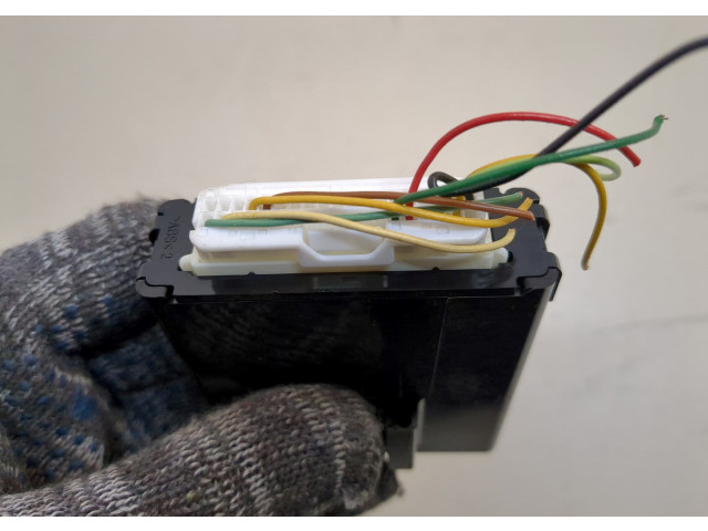 Блок комфорта Mitsubishi Eclipse Cross 2017- 8637C179