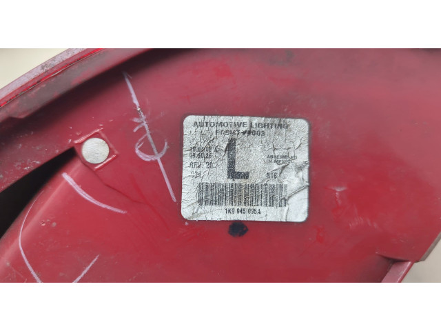 Задний фонарь 1K9945095A