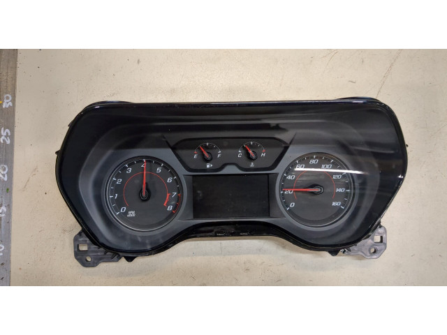 Панель приборов Chevrolet Camaro 2018- 84591344