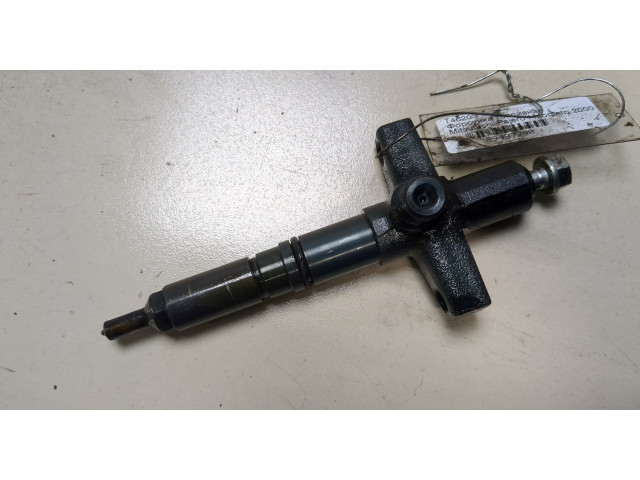 Форсунка топливная Mitsubishi Pajero / Montero 2000-2006