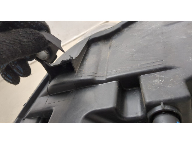 Фара передняя  Volkswagen Passat 6 2005-2010 правая 