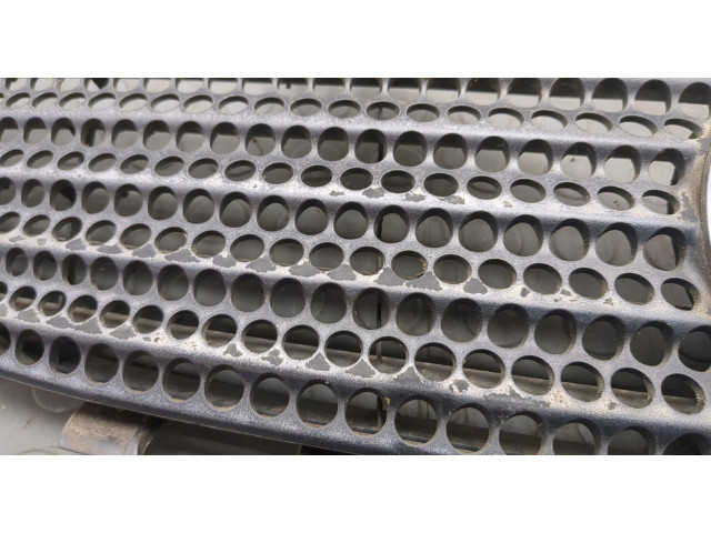 Решетка радиатора  Mercedes SLK R170 1996-2004          