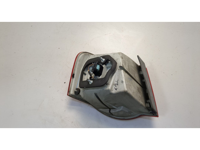 Задний фонарь