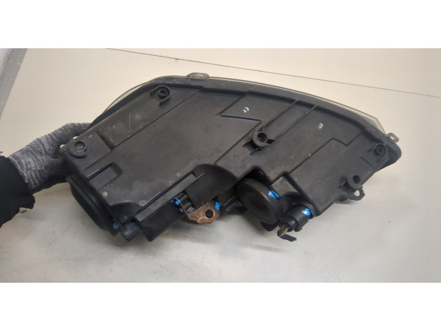 Фара передняя  Volkswagen Golf 6 2009-2012 правая 