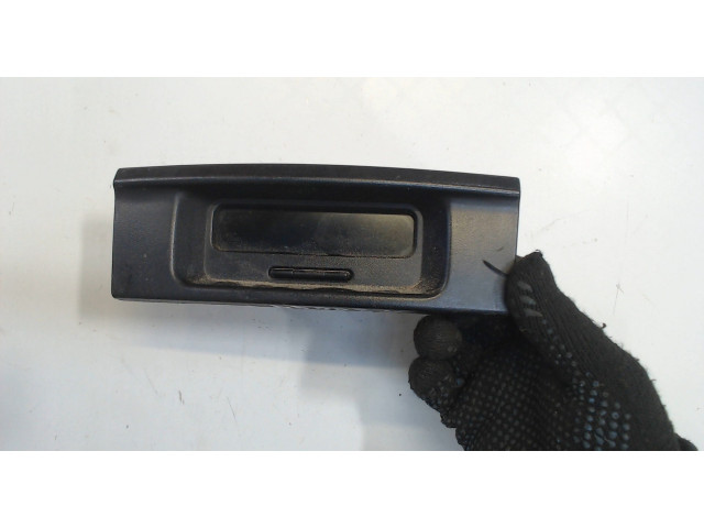 Дисплей бортового компьютера  Renault Trafic 2001-2014 p8200028364a        